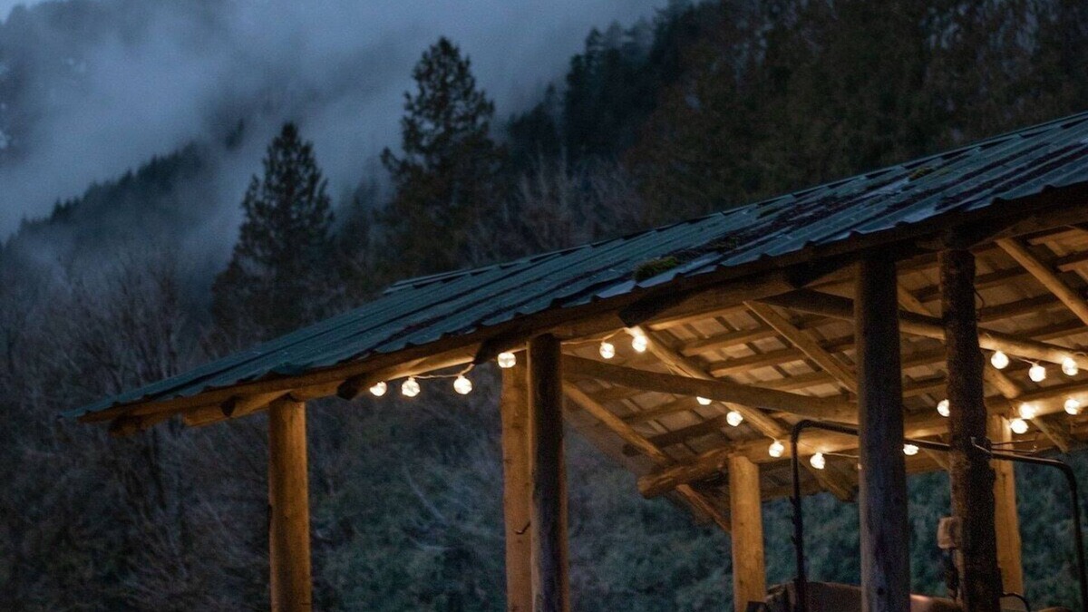Index Cabin | Tire Swing · O'Neill Cabin - a rustic reclaimed retreat
