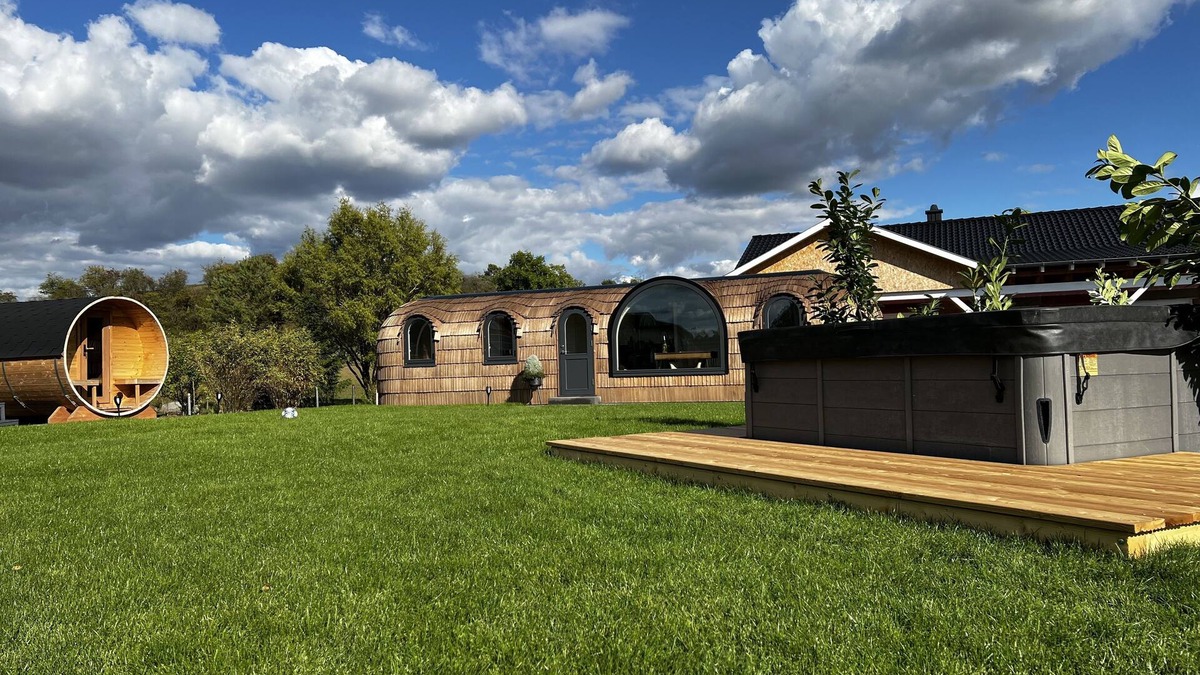 Bundorf House | Tirolian Lodge South, whirlpool, sauna, campfire