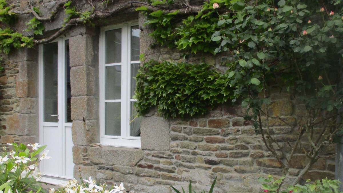 Dragey-Ronthon House | Tissey cottage in the bay of Mont St Michel