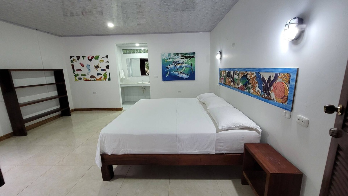 Rosario Islands Cabin | Title Barracuda 1 Charming Island Cabin-Isla Grande EH Islas del Rosario.