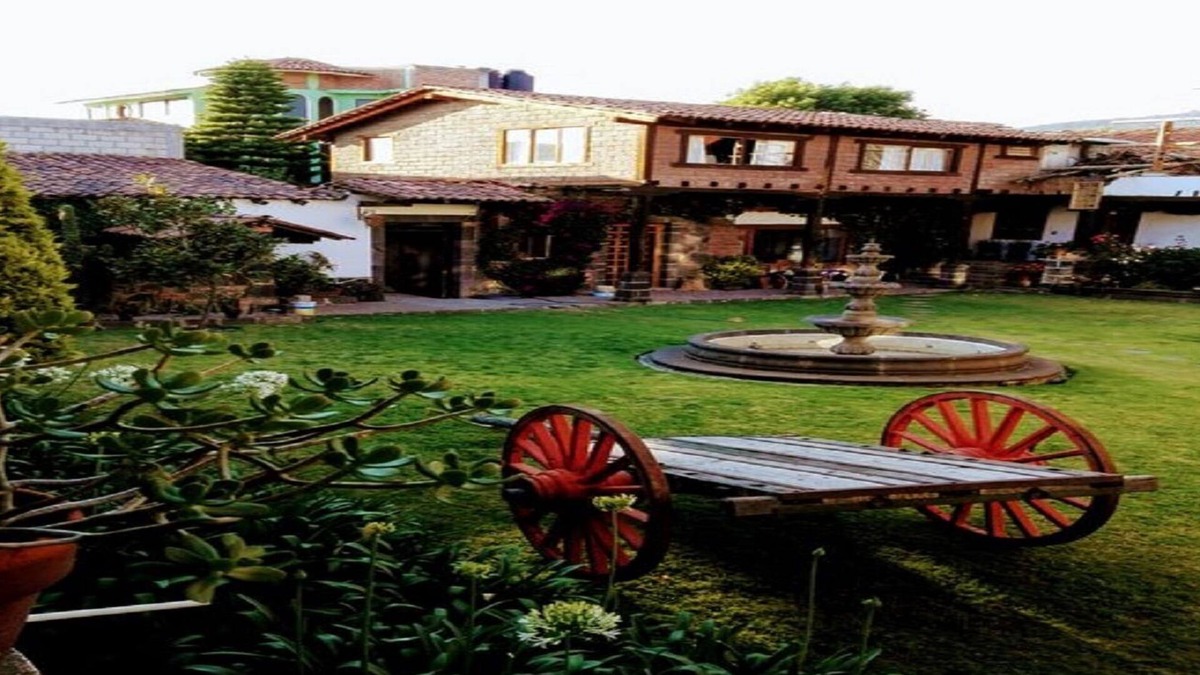 Jocotitlan House | Title in Pending Status