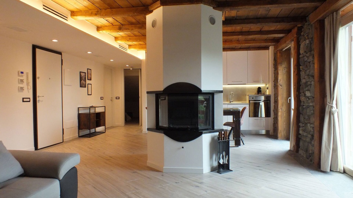 Zelbio Apartment | TIVANIA DREAM - Hi-end modern attic