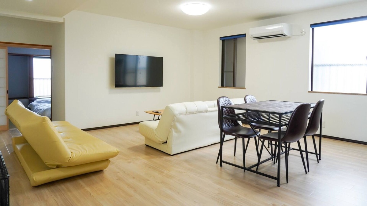 Sumoto Onsen House | Tizwanhotel2021 minute walk to the beachUp to 8 / Sumoto Hyōgo