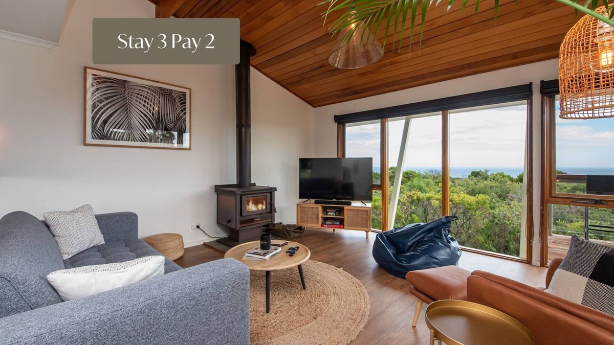 Cape Schanck Villa | TJ's Tree House with Ocean Views