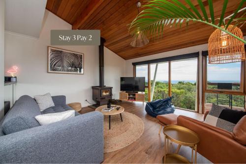 Cape Schanck Villa | TJ's Tree House with Ocean Views