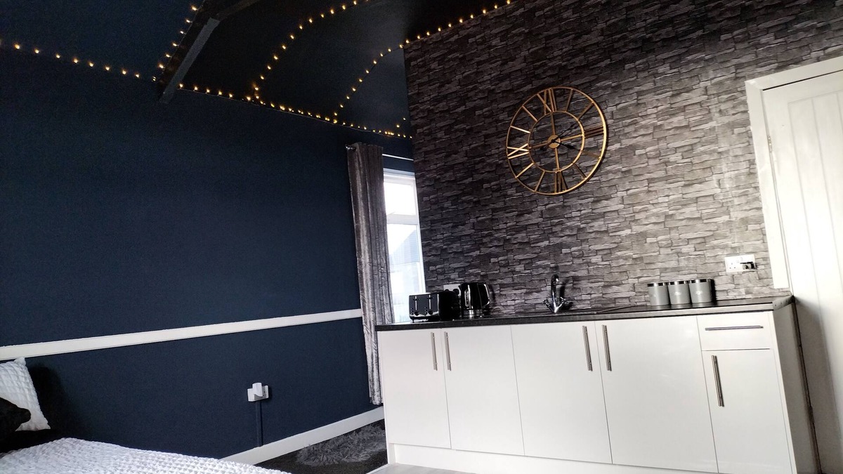 Hardstoft Apartment | Tni Apartment Newton