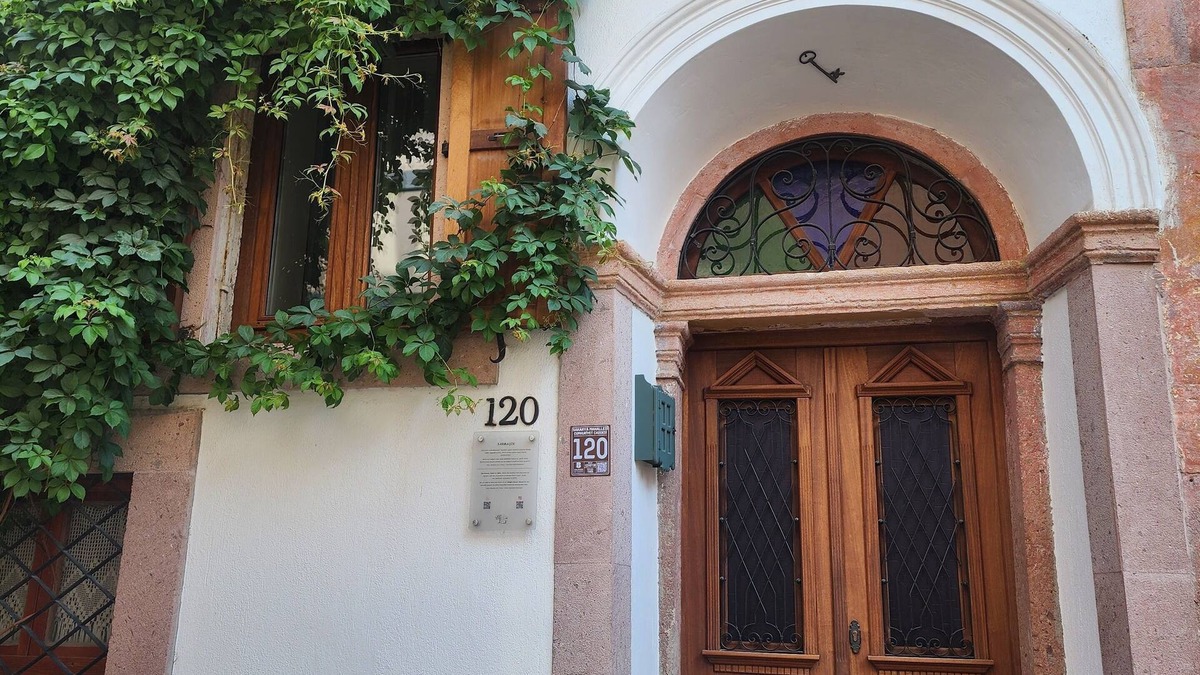 Ayvalik City Center Villa | To Spiti by Cunda'da