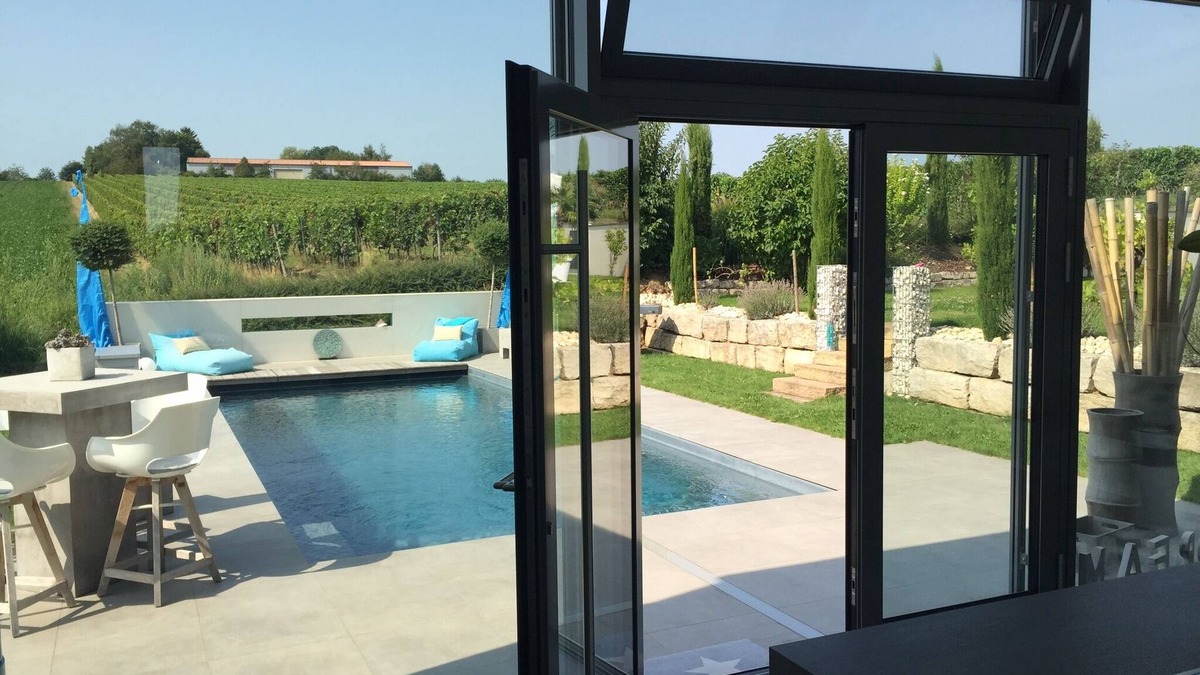 Battenberg Villa | To the vintage villa with vineyards and a view of the Rhine valley