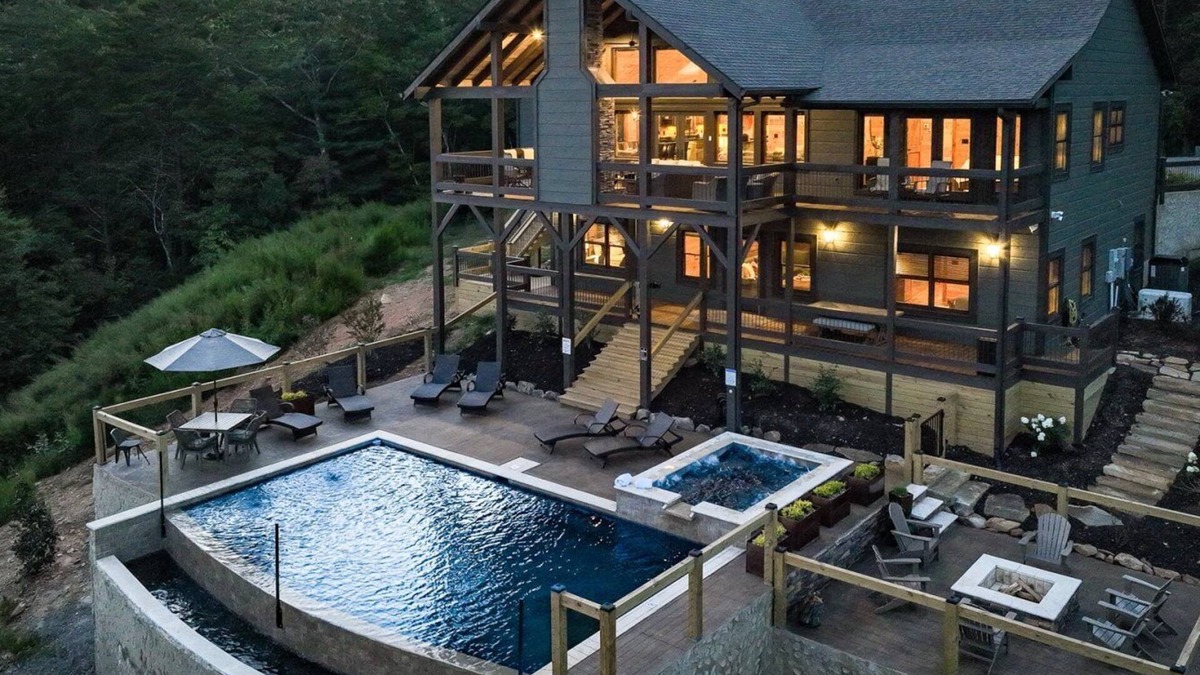 Mineral Bluff Cabin | Toccoa Vista Pool & Spa