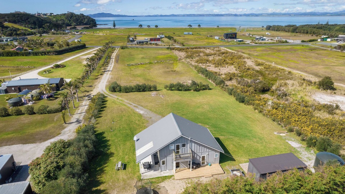 Karkari Peninsula House | Tokerau Magic - Karikari Peninsula Holiday Home