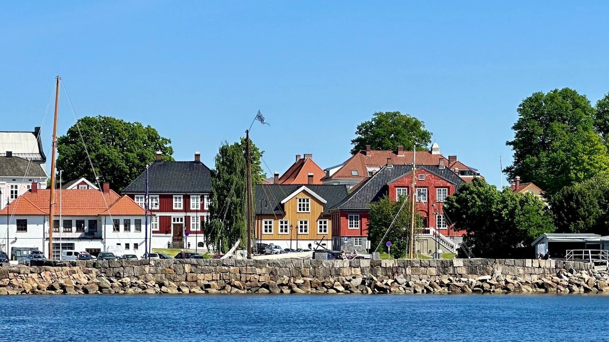 Larvik Apartment | Toldgaarden Gjestegaard
