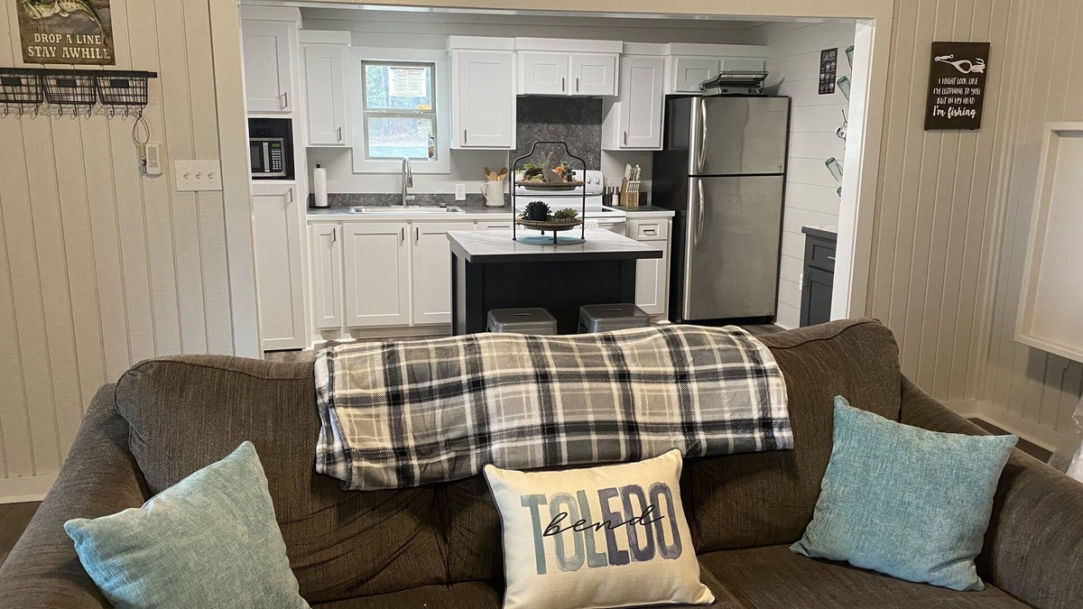 Turtle Beach Cottage | Toledo Bend-Midlake Cottage—5 miles from town!
