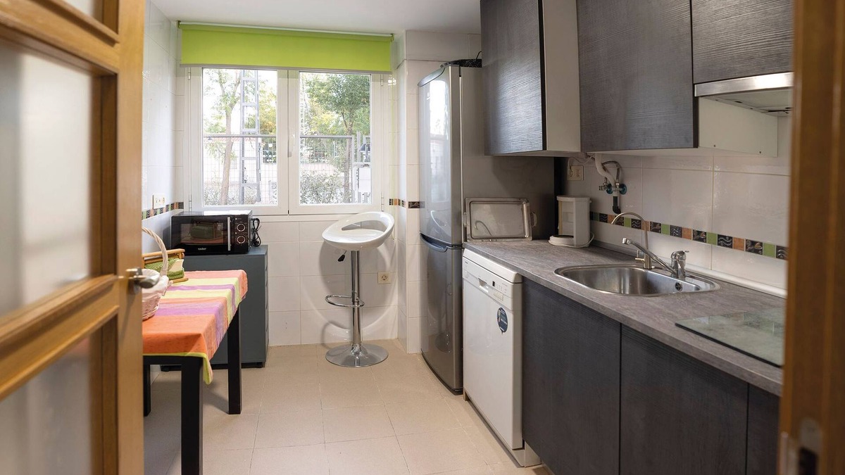 Cobisa Apartment | Toledo y Puy du Fou a 5 Minutos en un Acogedor y Completo Apartamento