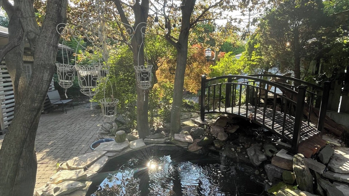 Toledo House | ToledoTopia- 4bdrm/2bath- 1 mile to Promedica