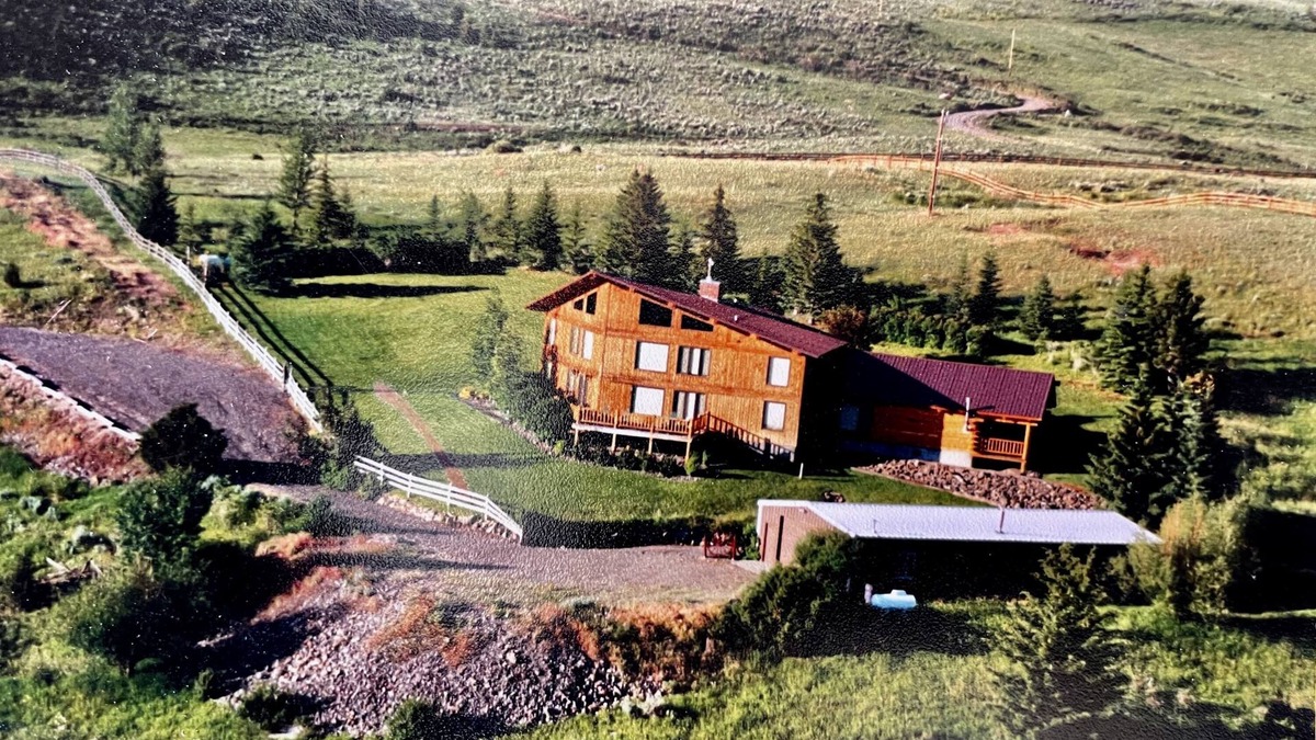 Emigrant House | Tom Miner Creek Main House
