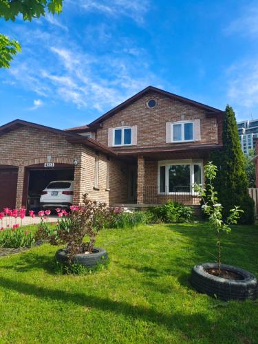Mississauga House | Tom Oker唐人之家