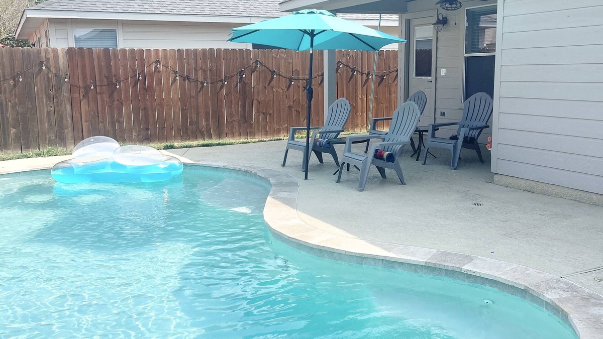 Tomball House | Tomball home with private pool.