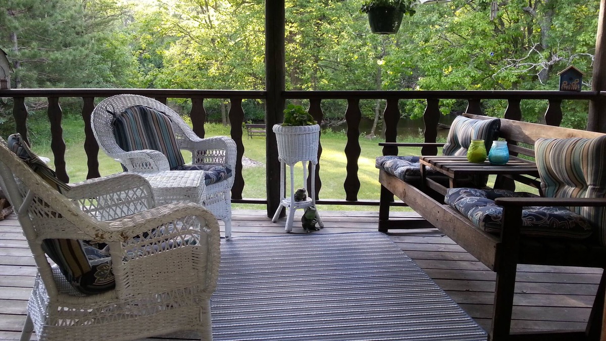 Amherst Cabin | Tomorrow River Ridge Cabin, Private, Cozy and On Water