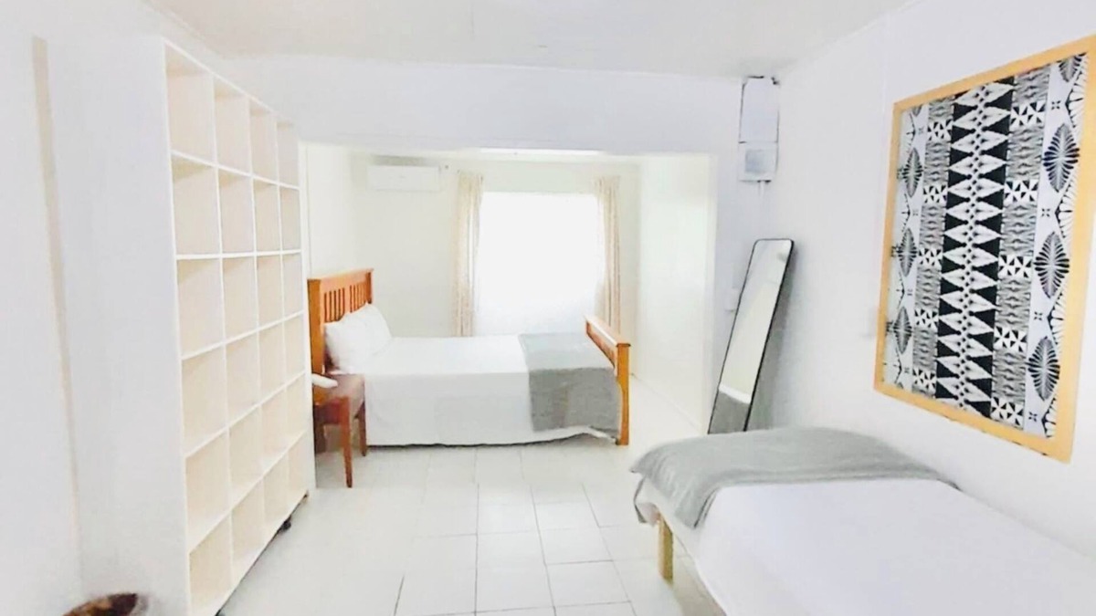 Nuku'alofa House | Tonga Cottage - Entire Place 4 Bedrooms with Aircon