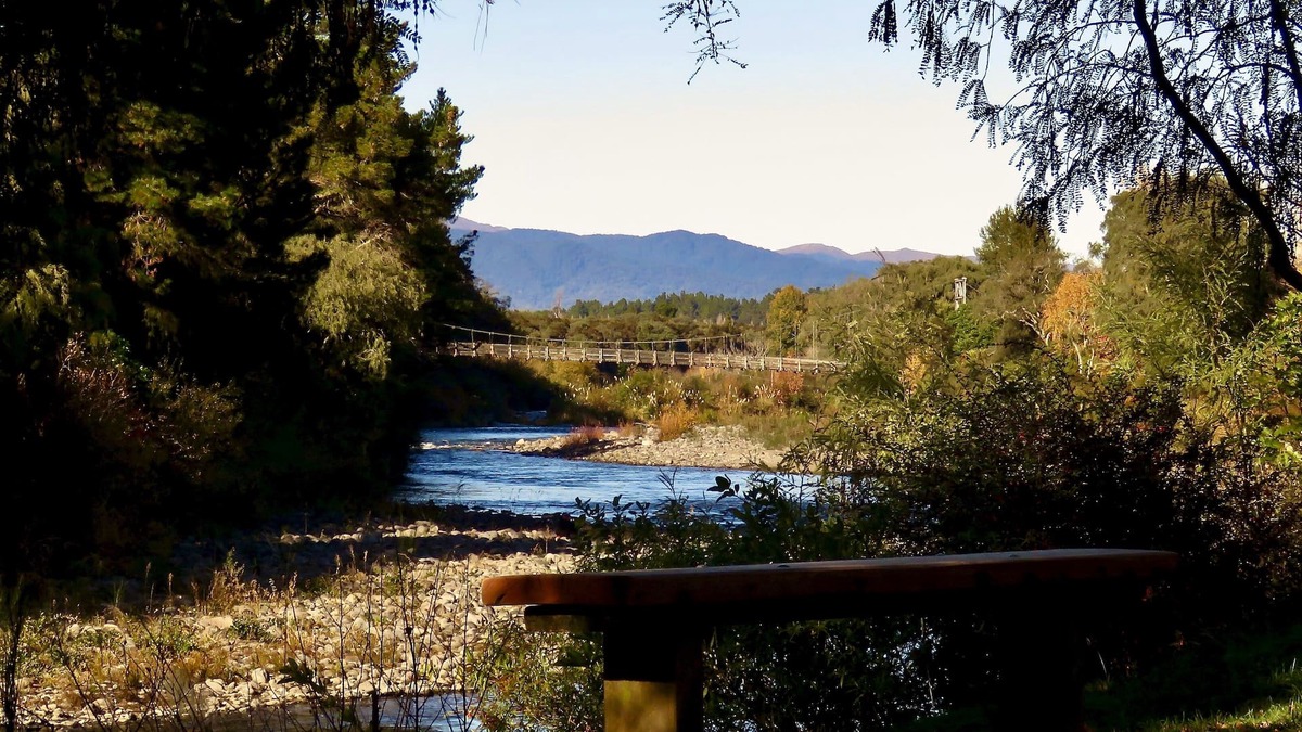 Turangi House | Tongariro Riverside holiday house