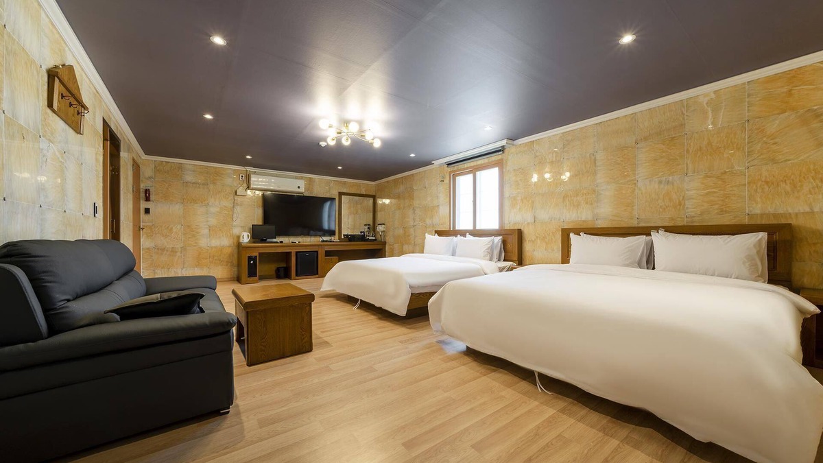 Tongyeong Hotel | Tongyeong Hotel Opera