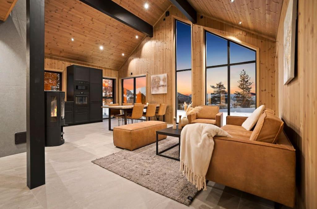 Stryn House | Tonningssætra Mountain Lodge
