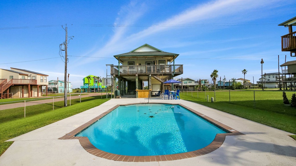 Terramar Beach House | Too Pool for School | Private Pool!