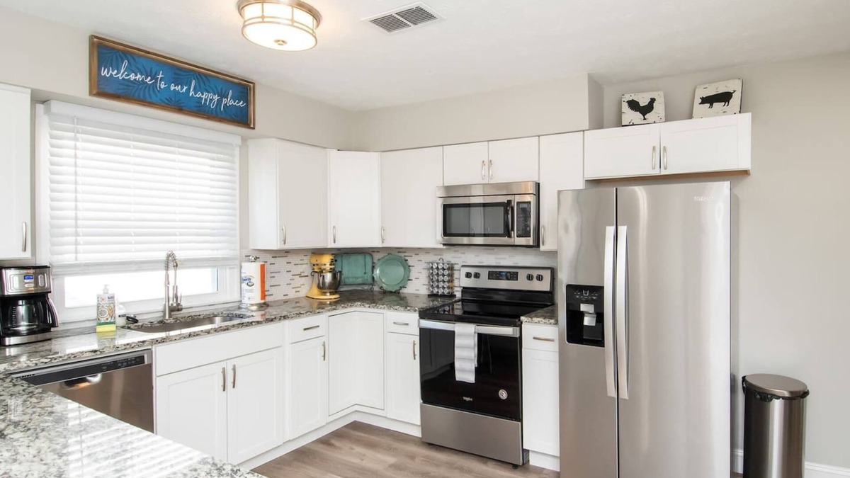 Dayton House | Top Dayton Listing! 5 min to WPAFB, AF Museum, UD!