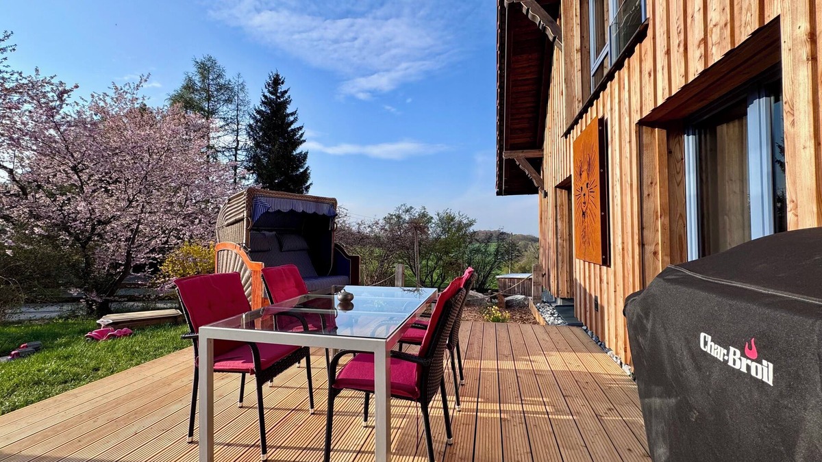 Berggieshubel Apartment | TOP modern apartment-Alpakahof zum Himmelreich, terrace, parking lot, fantastic location
