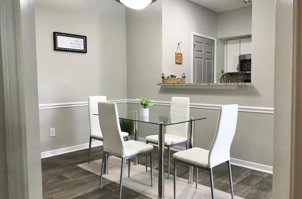 Lindbergh Apartment | Top Floor 2BR 2B with City Views Prime Location