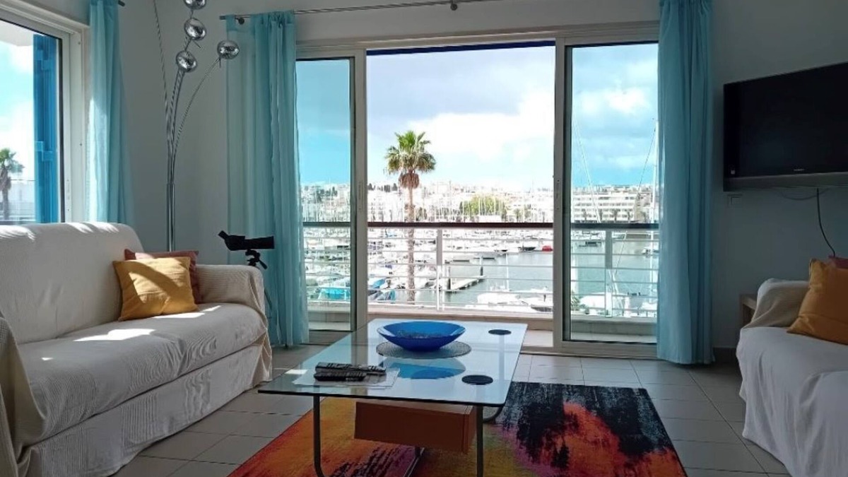 Telheiro Apartment | Top Floor Apartment with Fantastic frontline Marina Views and balconies