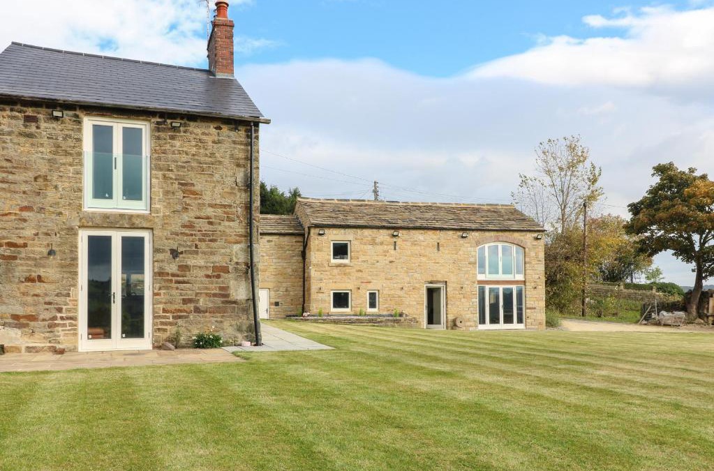 Wharncliffe House | Top Hill Farm Cottage