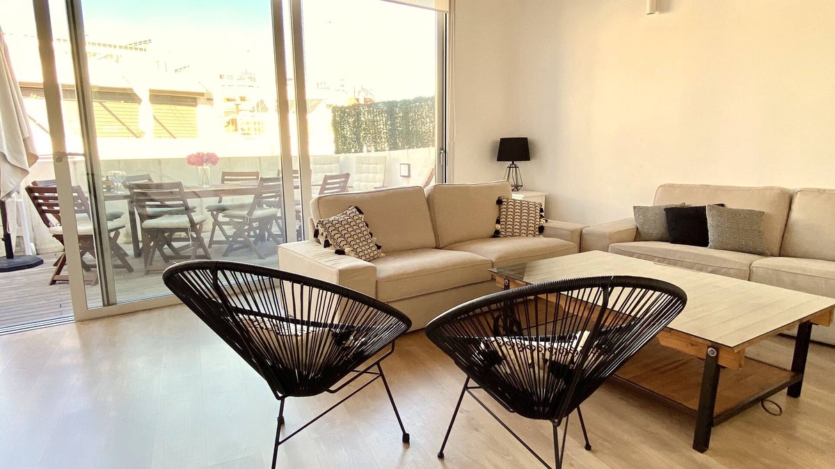 Santa Cruz House | Top-notch downtown house w/private rooftop, parking