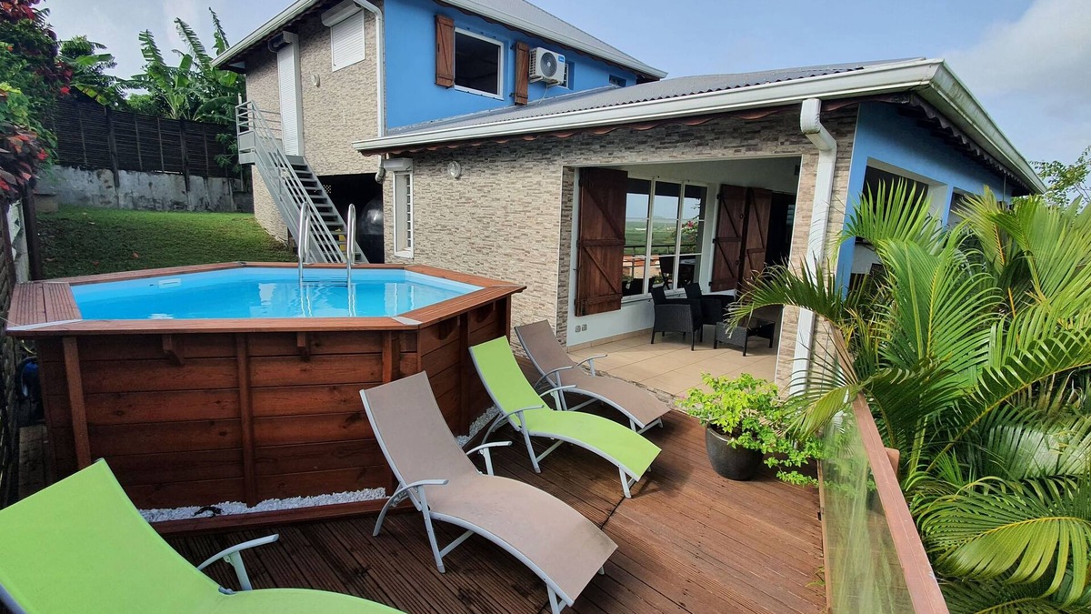 Riviere-Salee Villa | Top of a 200m² villa in a postcard setting