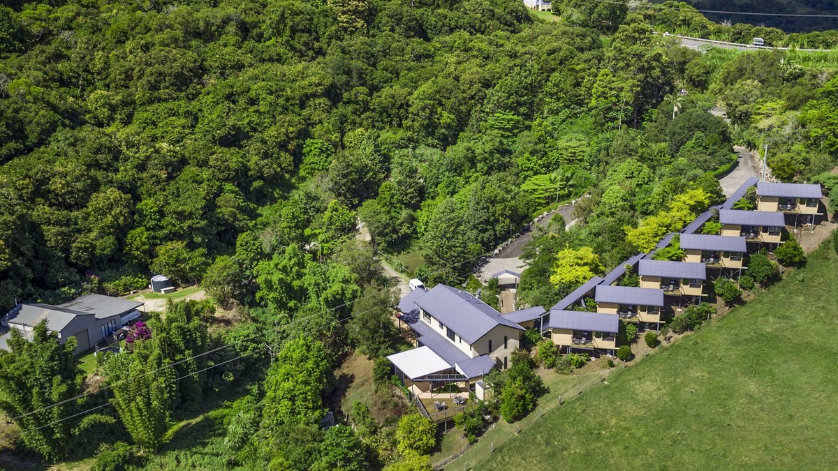 Bald Knob Bed & Breakfast | Top of The Hill