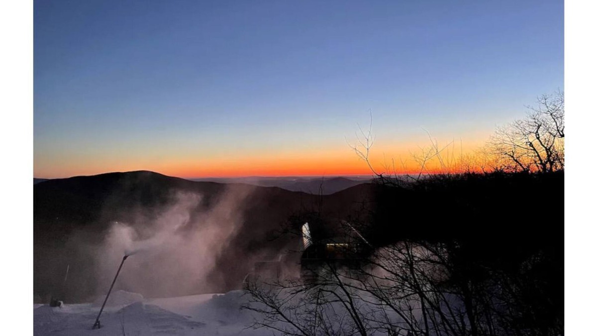 Windmill Point House | Top of the Lift Mountain Getaway