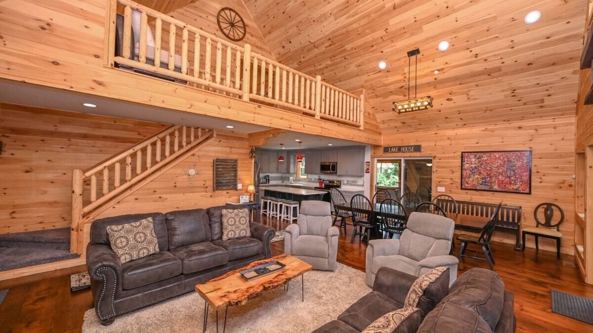 McHenry Cabin | Top-of-Wisp*6bed/6ba*Hottub*