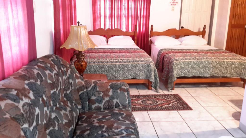 Speyside House | Top Ranking Hill View Guesthouse