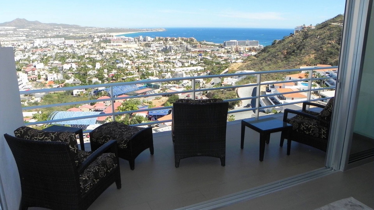 Pedregal Condo | TOP SHELF LUXURIOUS Pedregal Condo - Professionally Designed for Peace & Comfort