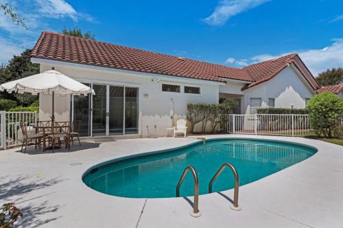Sandestin House | TOPS'L Southern Comfort