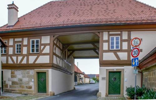 Rattelsdorf Apartment | Torhaus Rattelsdorf - Wohnung 2 Edelweiß