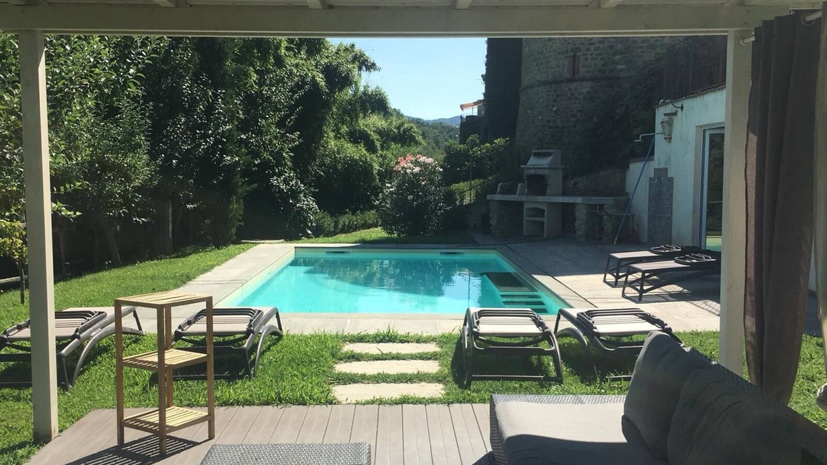 Gassano House | Torre dei Medici luxury villa, pool, wifi, parking, view, near Cinque Terre