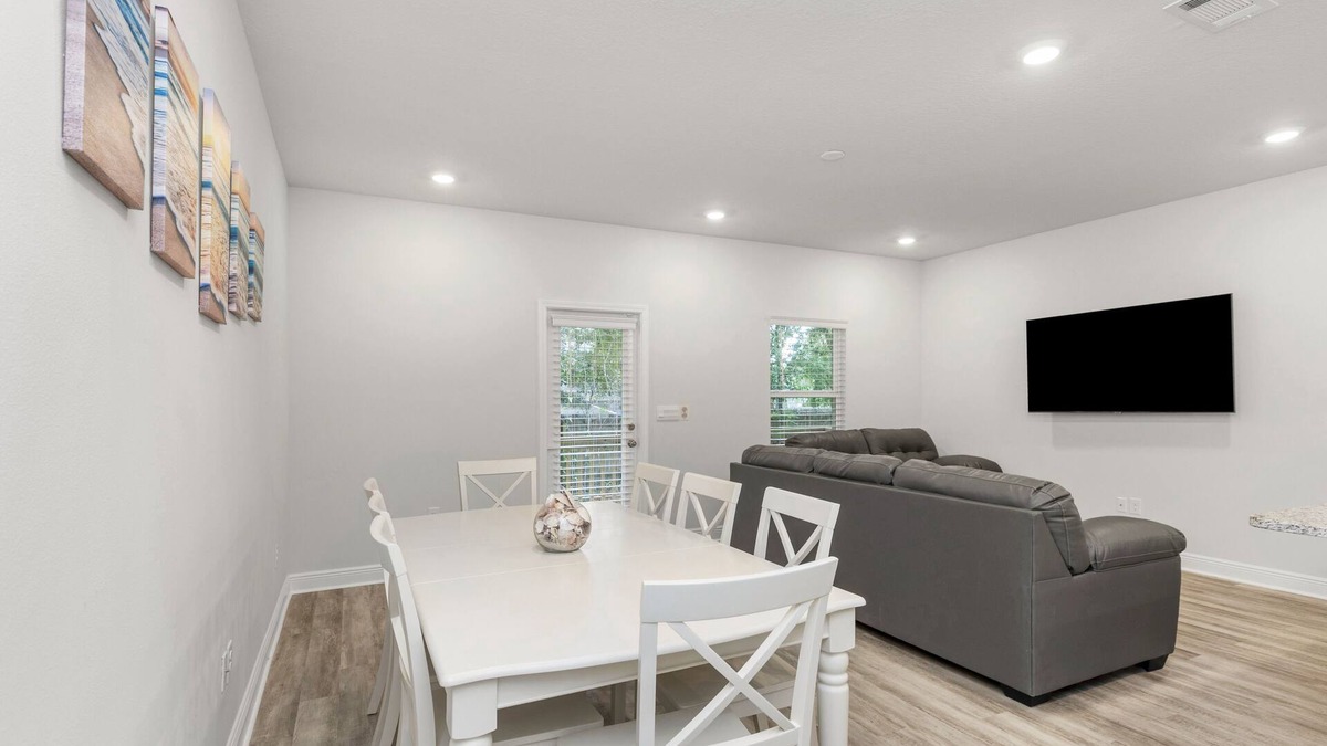 Wright House | Tortuga Cove: Coastal Charm & Comfort Just Minutes from the Beach!