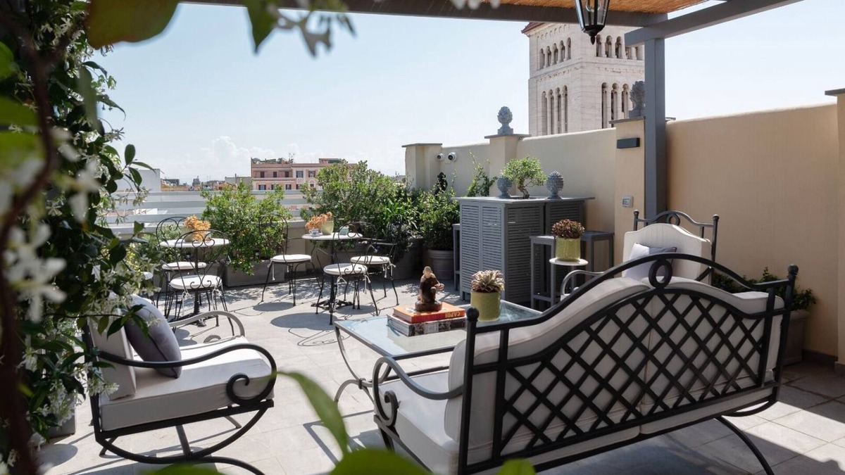 Rione XVI Ludovisi Apartment | Toscana 2 - FromHometoRome