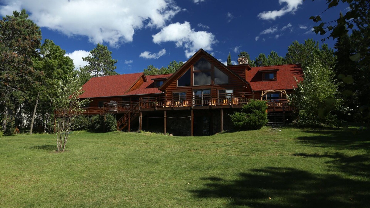 Minong Cabin | Totagatic Lodge, A Great Place for Family Get Togethers! See Video!