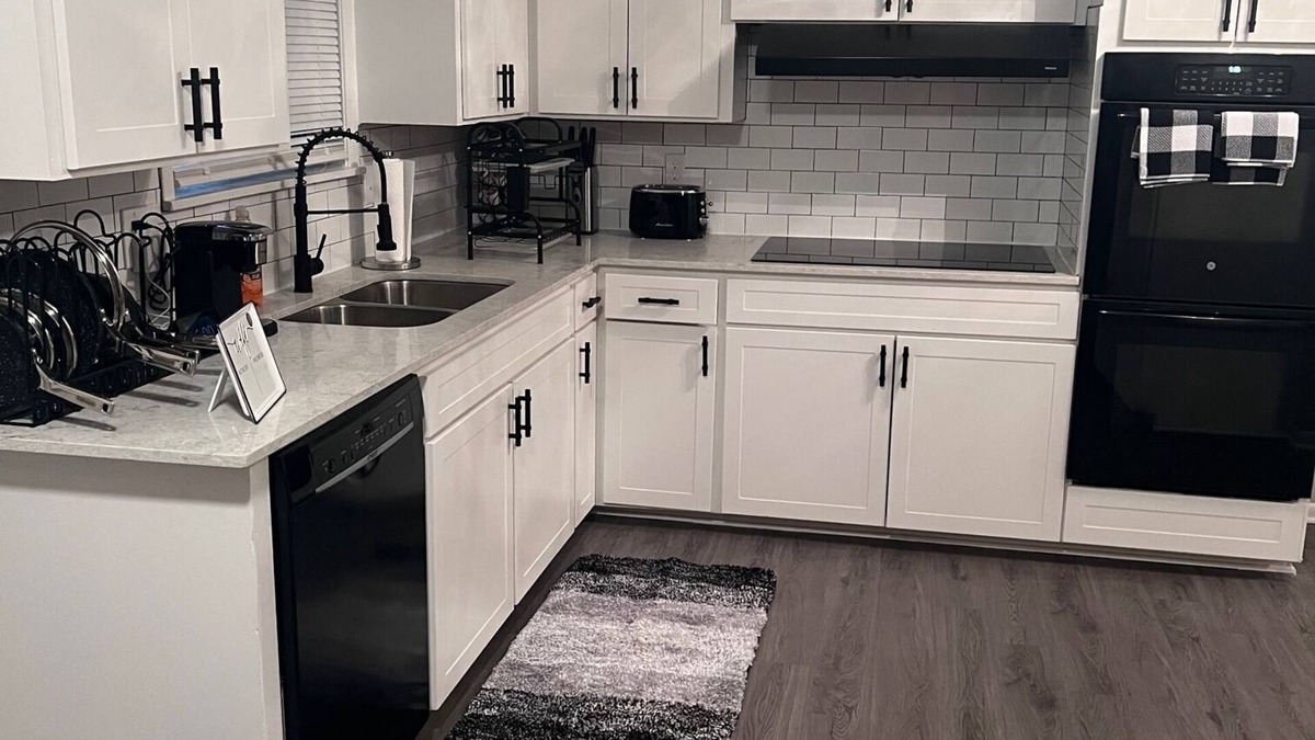 Tougaloo House | Totally Renovated Home in the Luxurious Lakeover Community