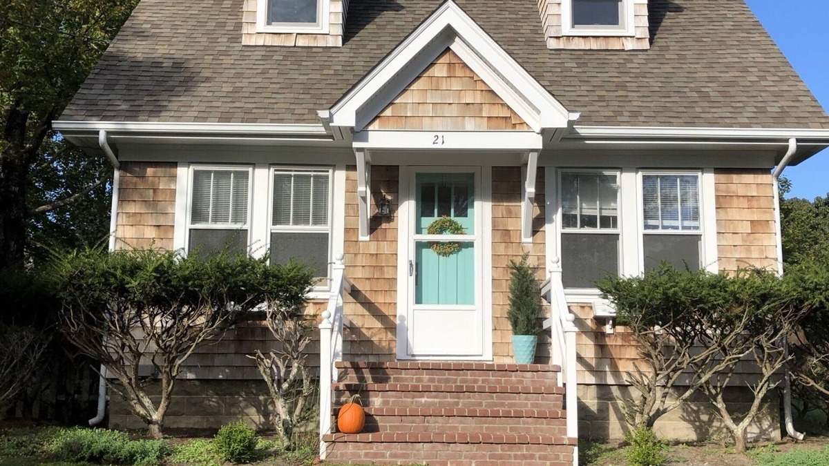 Westhampton House | Totally restored charming Sunny Hamptons home with heated salt water pool.