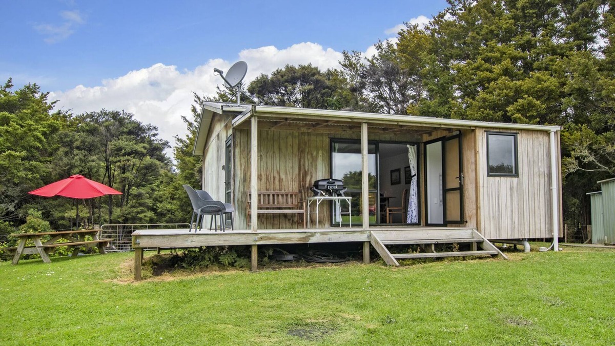 Mangawhai House | Totara Folly - Mangawhai Holiday Home
