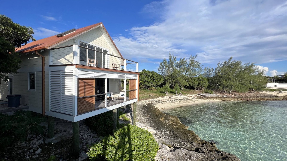 Savannah Sound Cottage | Touch of Class Cottage, A Beachfront Cottage on the Warm Calm Caribbean