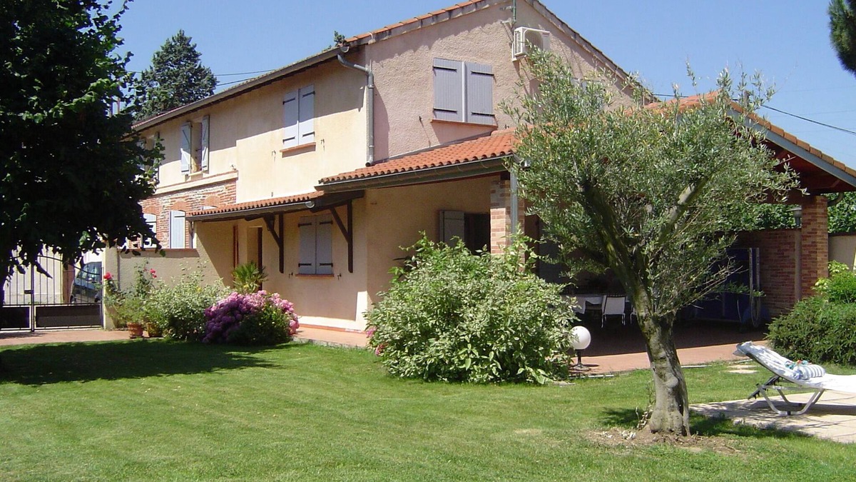 Blagnac House | Toulouse Blagnac House Type 3 garden private pool 10 mn downtown Toulouse